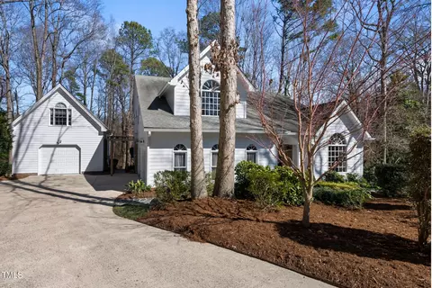 111 Cricket Ln, Cary, NC 27518