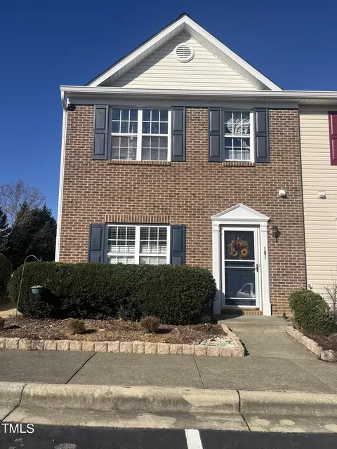 101 Parkerson Ln, Apex, NC 27502
