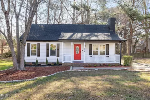 216 Perry Farms, Apex, NC 27502