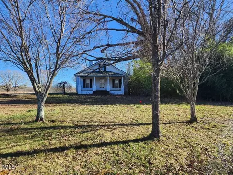 3809 Dodson Ln, Haw River, NC 27258