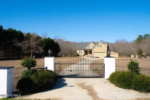 230 Lauren Ln, Godwin, NC 28344