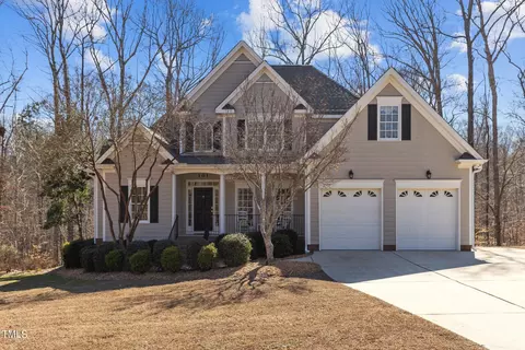 101 Katie Dr, Clayton, NC 27520