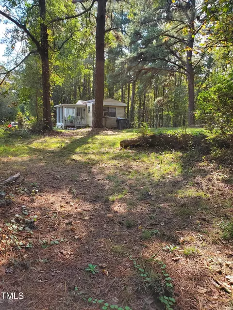 615 Worth Hinton Rd, Zebulon, NC 27597