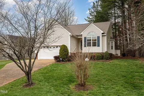 808 Wallridge Dr, Wake Forest, NC 27587