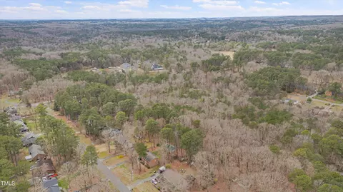 View/Area - 2222 Umstead Rd, Durham, NC 27712 photo 5 of 10