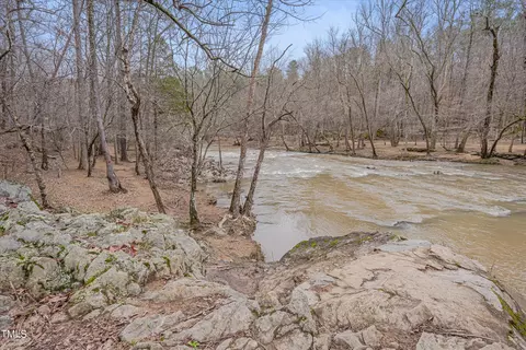 View/Area - 2222 Umstead Rd, Durham, NC 27712 photo 2 of 10