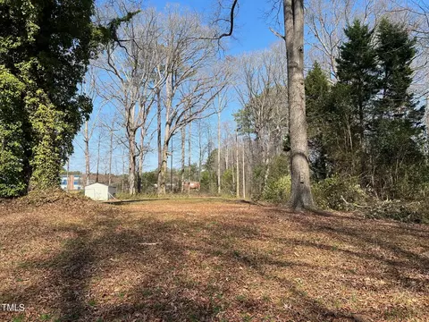 806 Grovemont Rd, Raleigh, NC 27603