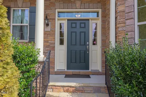 903 S Bend Dr, Durham, NC 27713 photo 2