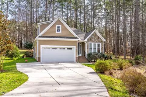 111 Patterson Dr, Youngsville, NC 27596