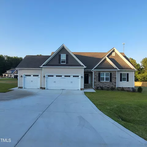 27 Wendywood Dr, Angier, NC 27501