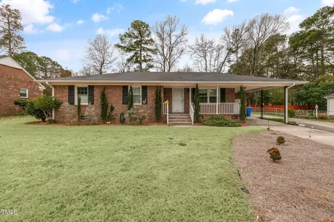 1901 Delwood Dr W, Wilson, NC 27893