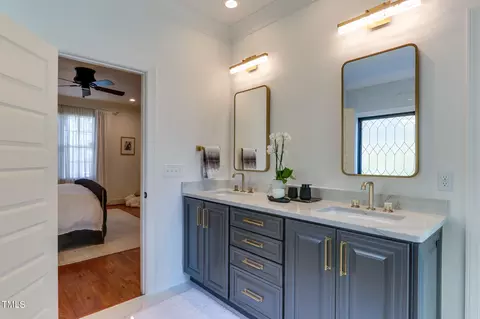 Bath - 905 Keith Rd, Wake Forest, NC 27587 photo 2 of 6