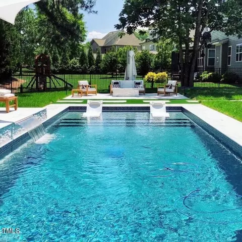 905 Keith Rd, Wake Forest, NC 27587