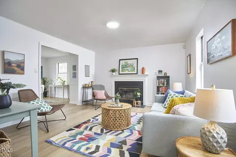 3805 Townsend St, Durham, NC 27704 photo 9