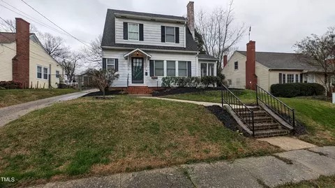 223 Rolling Rd, Burlington, NC 27217