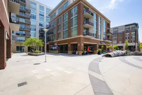140 W Franklin St #613, Chapel Hill, NC 27516