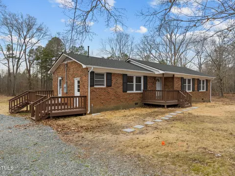 1439 White Dr, Snow Camp, NC 27349
