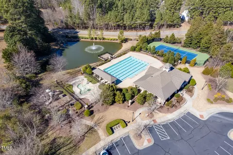 Exterior - 927 S Bend Dr, Durham, NC 27713 photo 14 of 24