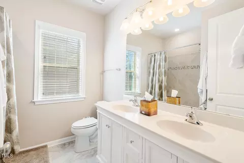 Bath - 927 S Bend Dr, Durham, NC 27713 photo 6 of 11