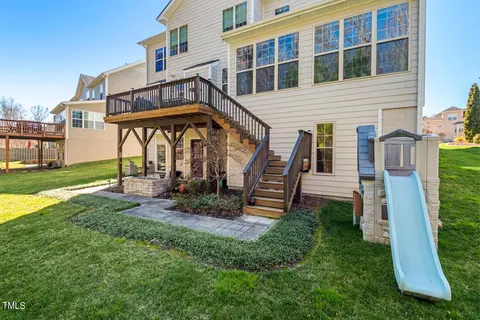 Exterior - 927 S Bend Dr, Durham, NC 27713 photo 8 of 24