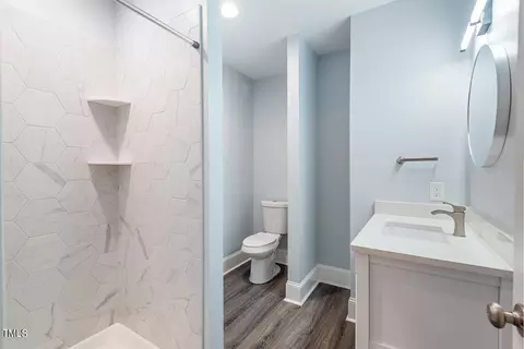 Bath - 927 S Bend Dr, Durham, NC 27713 photo 10 of 11