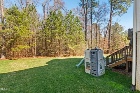 Exterior - 927 S Bend Dr, Durham, NC 27713 photo 6 of 24