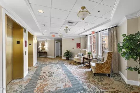 429 Cedar Club Cir, Chapel Hill, NC 27517