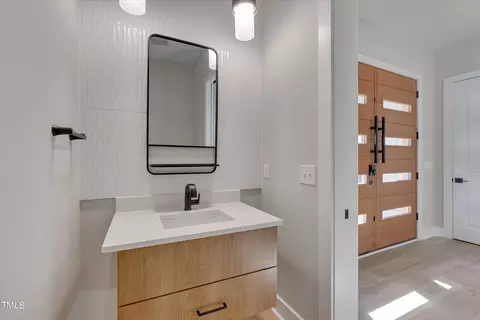 4640 Array Dr, Chapel Hill, NC 27516 photo 5