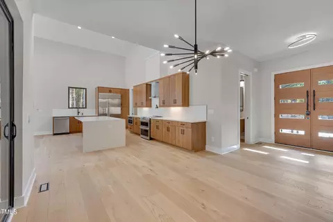 4640 Array Dr, Chapel Hill, NC 27516 photo 4
