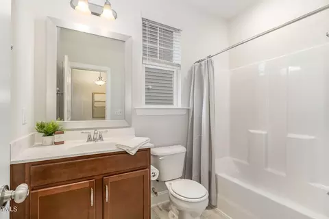 209 Silverhawk Ln, Durham, NC 27703 photo 20