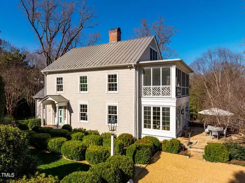 519 Senlac Rd, Chapel Hill, NC 27514