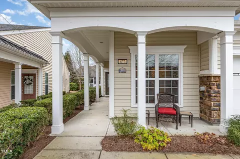 827 Finnbar Dr, Cary, NC 27519