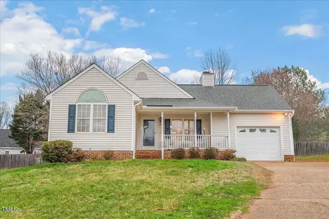 700 Sarratt Ridge Ct, Wake Forest, NC 27587