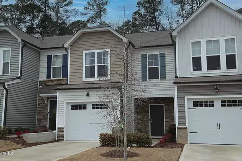 427 White Oak Ridge Dr, Garner, NC 27529