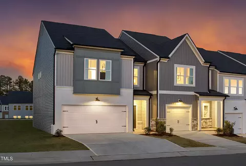 2010 Regal Dr #83, Durham, NC 27703