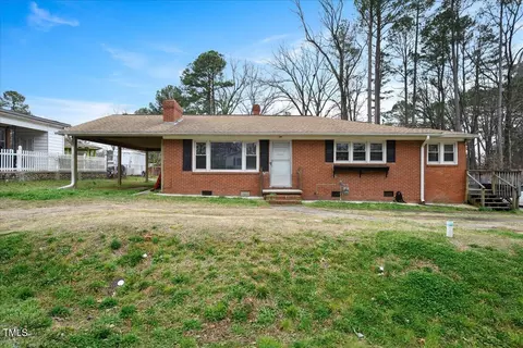 3428 Skycrest Dr, Raleigh, NC 27604