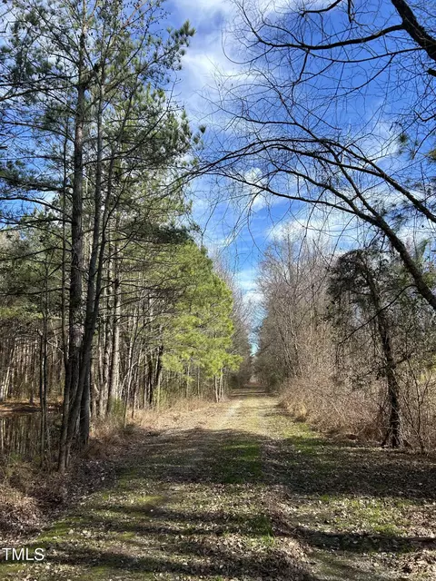 200 Weaver Rd, Kenly, NC 27542