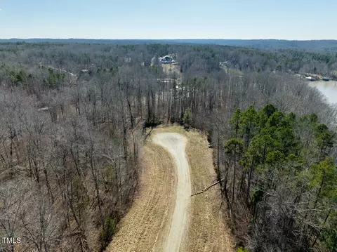 30 Summer Oak Dr, Roxboro, NC 27573 photo 3