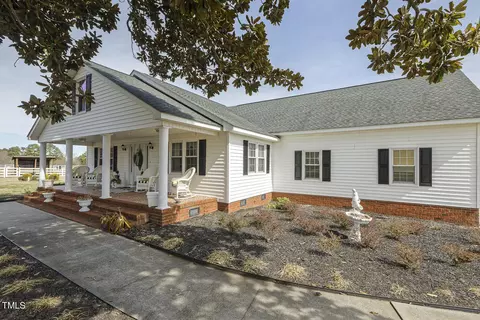 195 Williams Rd, Coats, NC 27521 photo 3