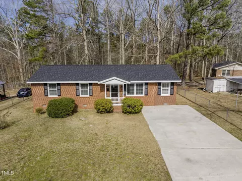 157 Southgate Dr, Roanoke Rapids, NC 27870