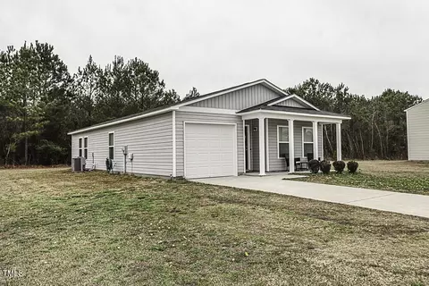 312 Denver Dr, Stantonsburg, NC 27883