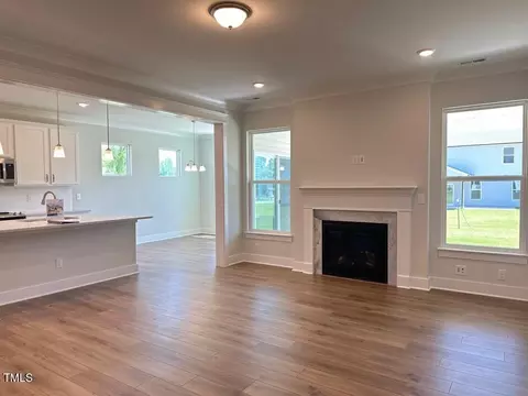472 Highview Dr, Benson, NC 27504 photo 5
