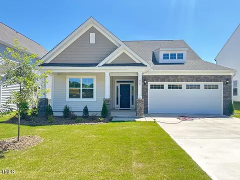 472 Highview Dr, Benson, NC 27504