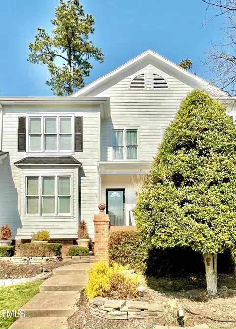 444 Center Pointe Dr, Cary, NC 27513