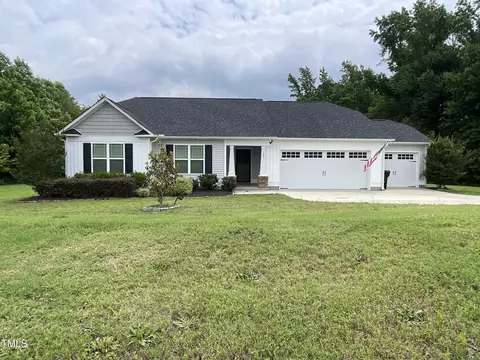 183 Sherrill Farm Dr, Benson, NC 27504