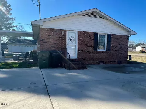 Exterior - 301 W A St, Erwin, NC 28339 photo 3 of 6