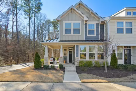 1452 Elk Falls Dr, Wendell, NC 27591