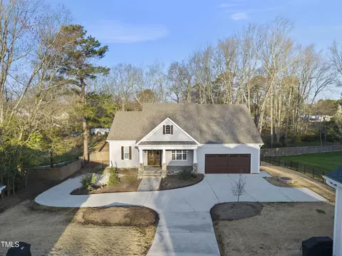 307 N Mason St, Apex, NC 27502