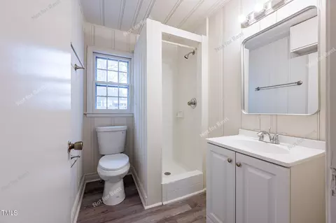 Bath - 5513 Eaker Dr, Durham, NC 27712 photo 2 of 2