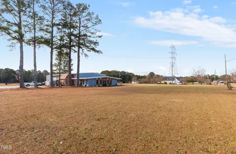 Exterior - 124 Don Ron Rd, Erwin, NC 28339 photo 1 of 3